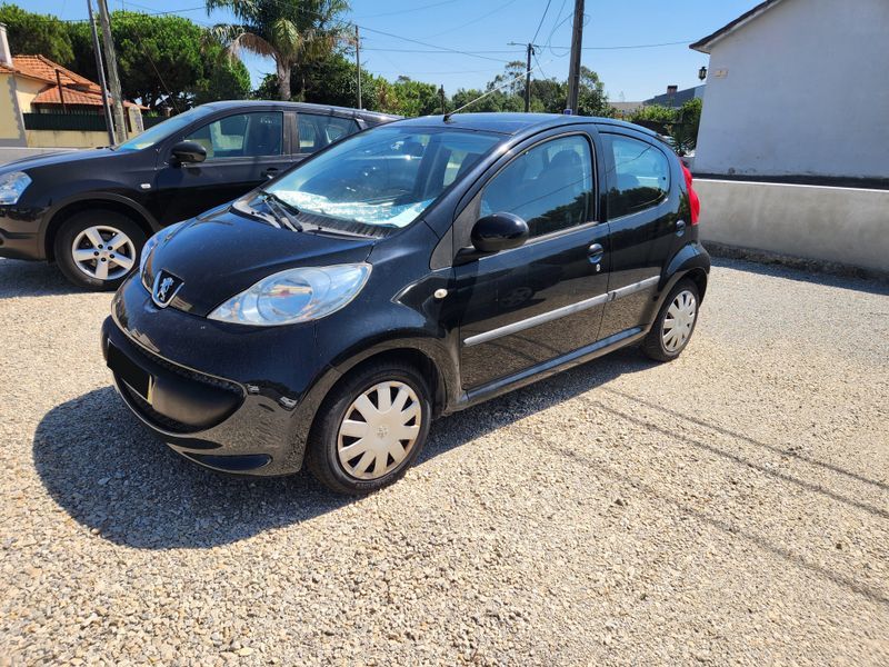 Peugeot 107 1.0